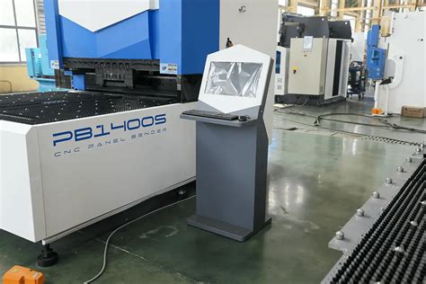 CNC Panel Bender (Suction Cup Type) .